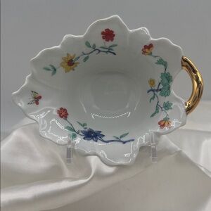 Haviland Limoges “Shalimar” small leaf dish/bowl, crafted in Limoges, France